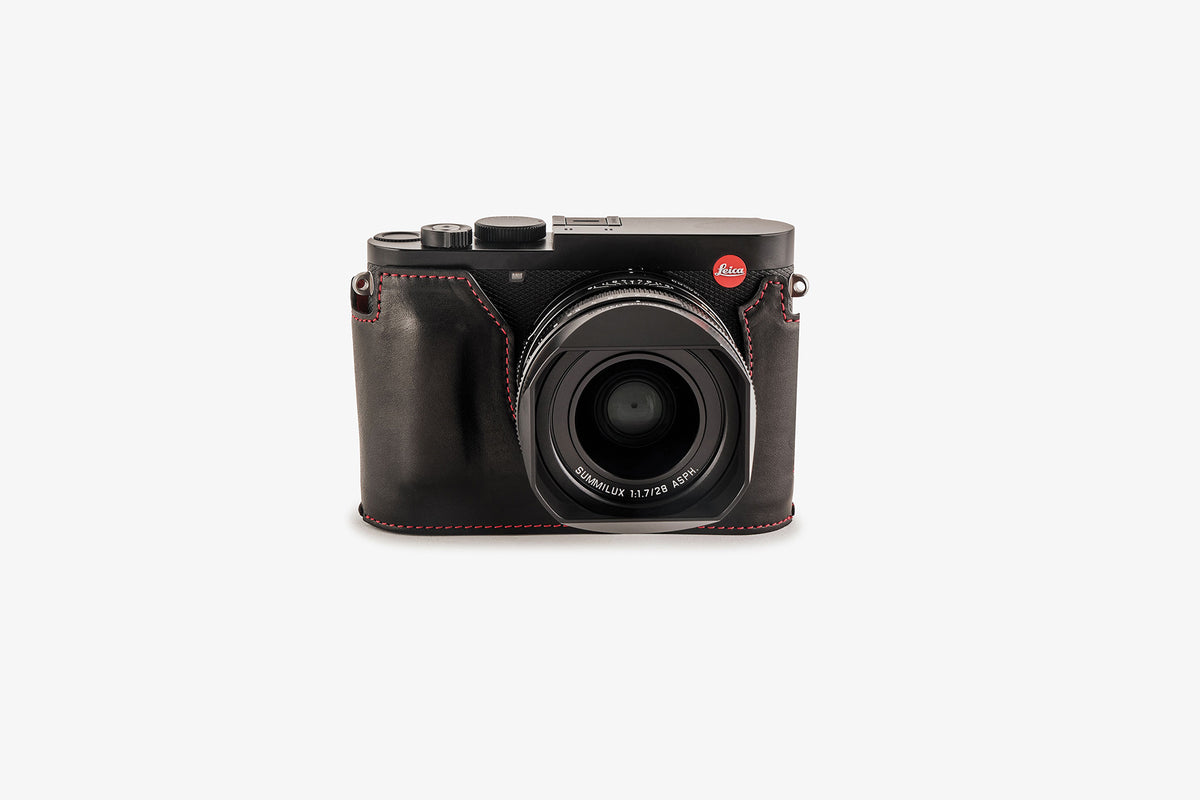 Leica Q3 Half Case - TagCase® Leica Q3 Half Case - TagCase®