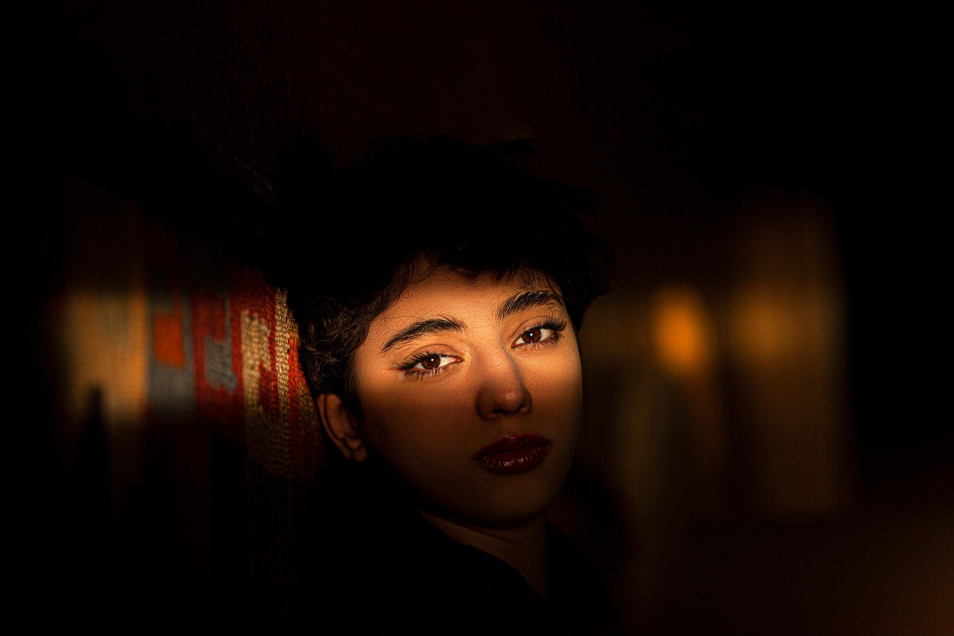 Die besten Sony Kameras für Aufnahmen bei wenig Licht