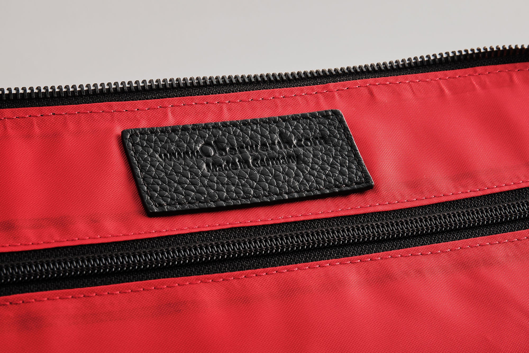 Oberwerth Sling Bag Sling Bag (Large) schwarz !Messeware!