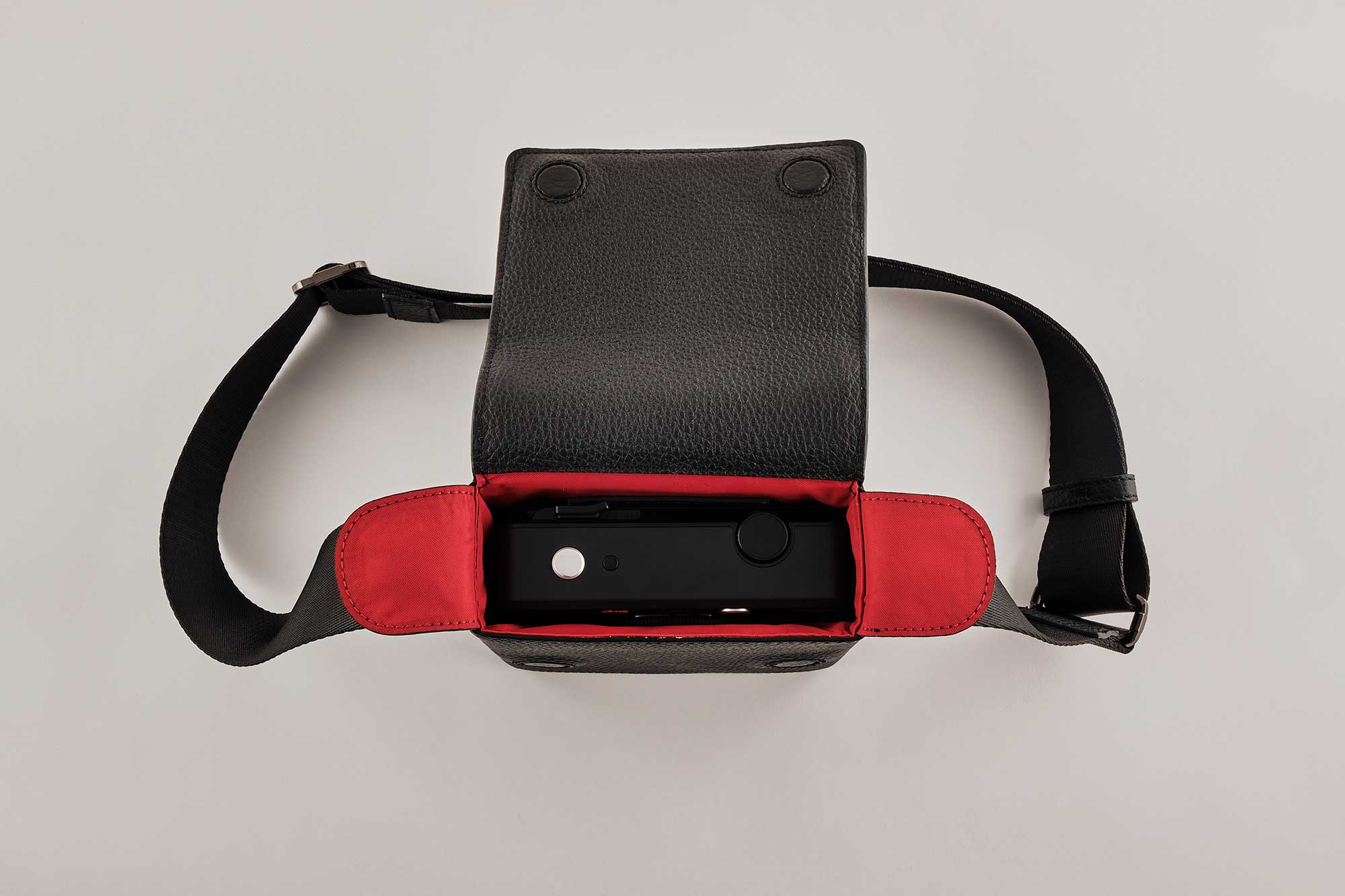 Camera bag Micro Bag Red Dot Edition - Leica Sofort 2 bag black !Trade Fair Goods!