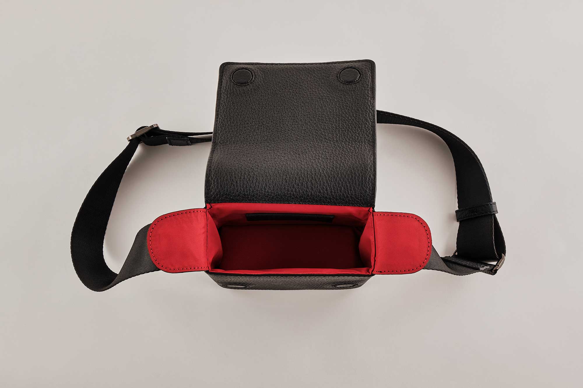 Camera bag Micro Bag Red Dot Edition - Leica Sofort 2 bag black !Trade Fair Goods!