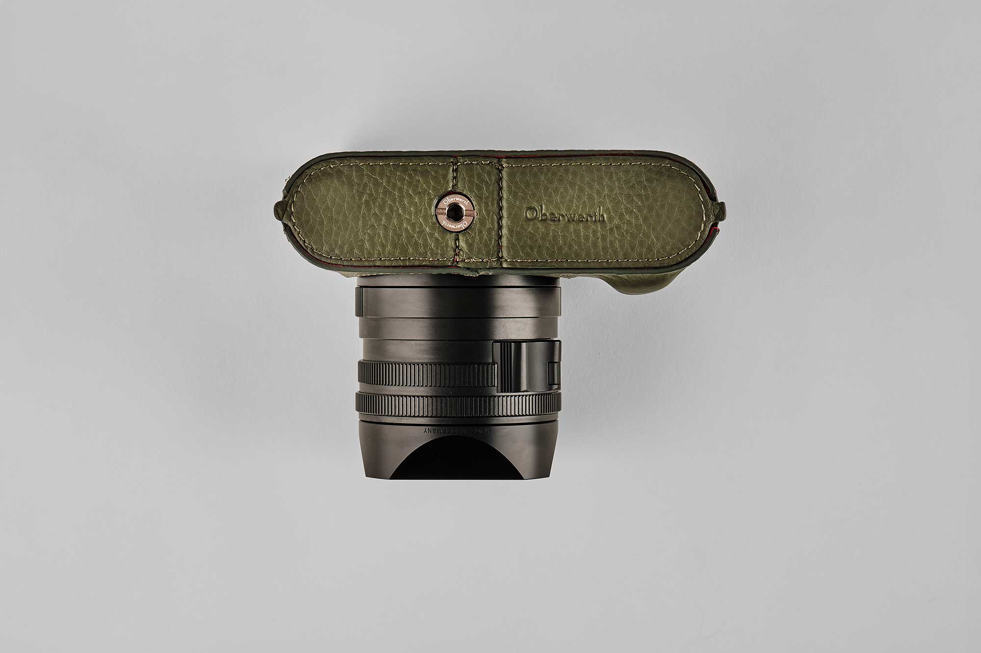 Leica Q2 Half Case Reporter