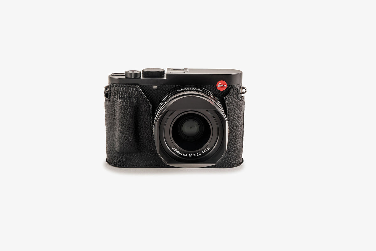 Leica Q3 Half Case - TagCase®
