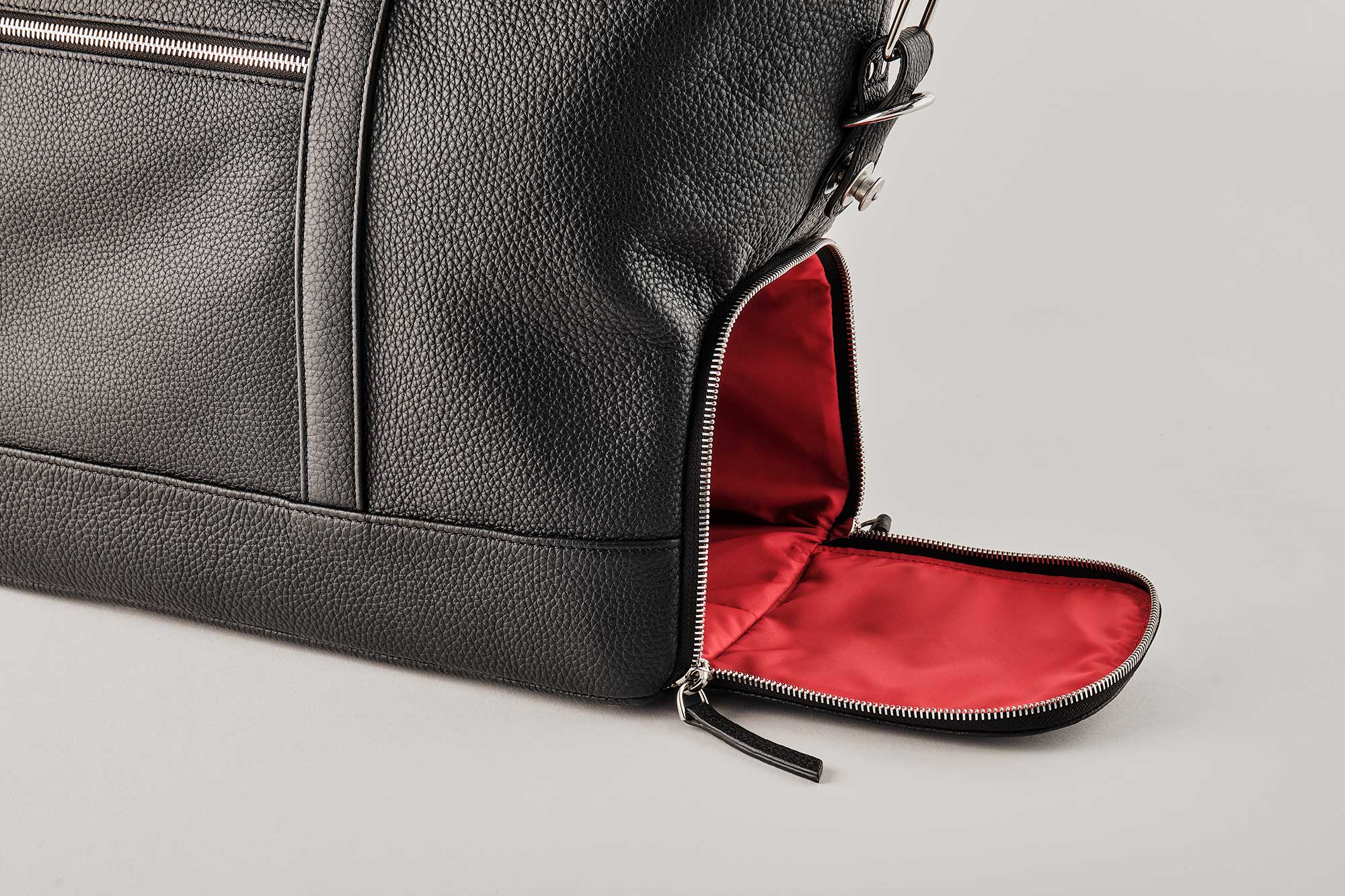 Weekender Nelson M black !Trade Fair Good!