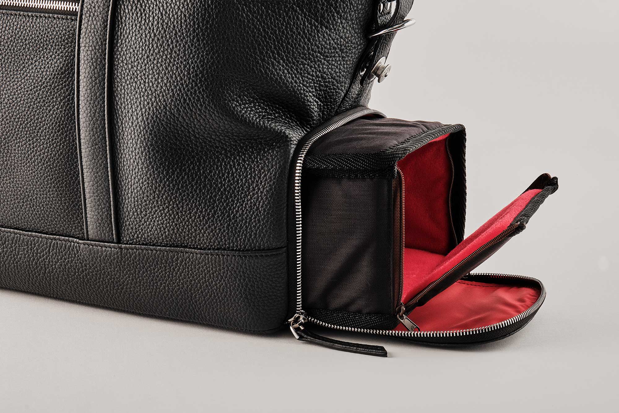Weekender Nelson M black !Trade Fair Good!