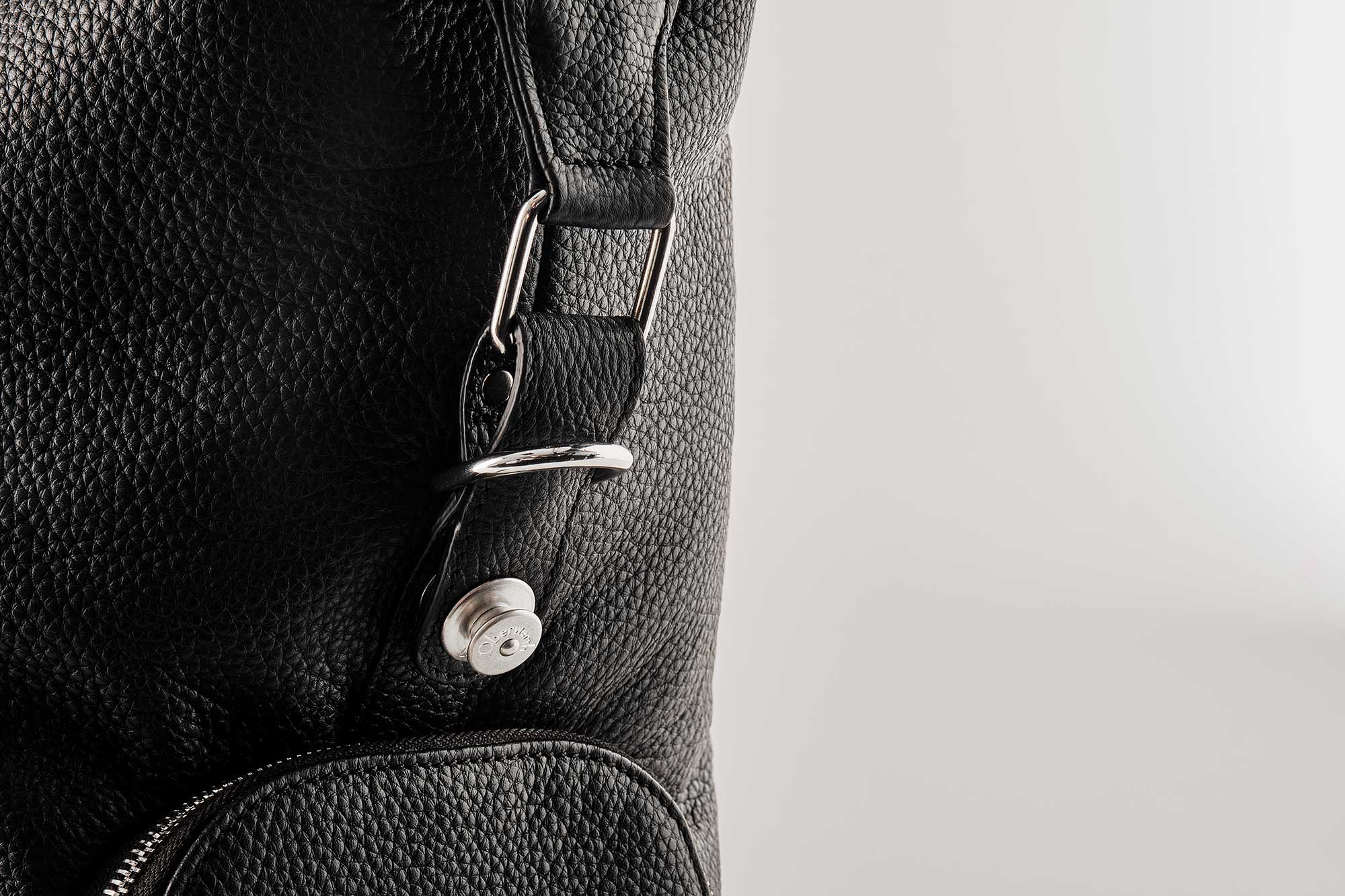 Weekender Nelson M black !Trade Fair Good!