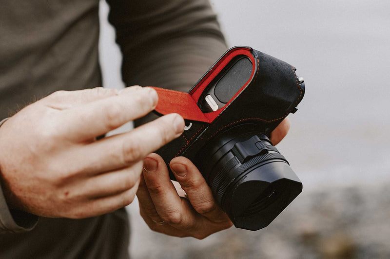 Leica Q2 Half Case (offene Version)