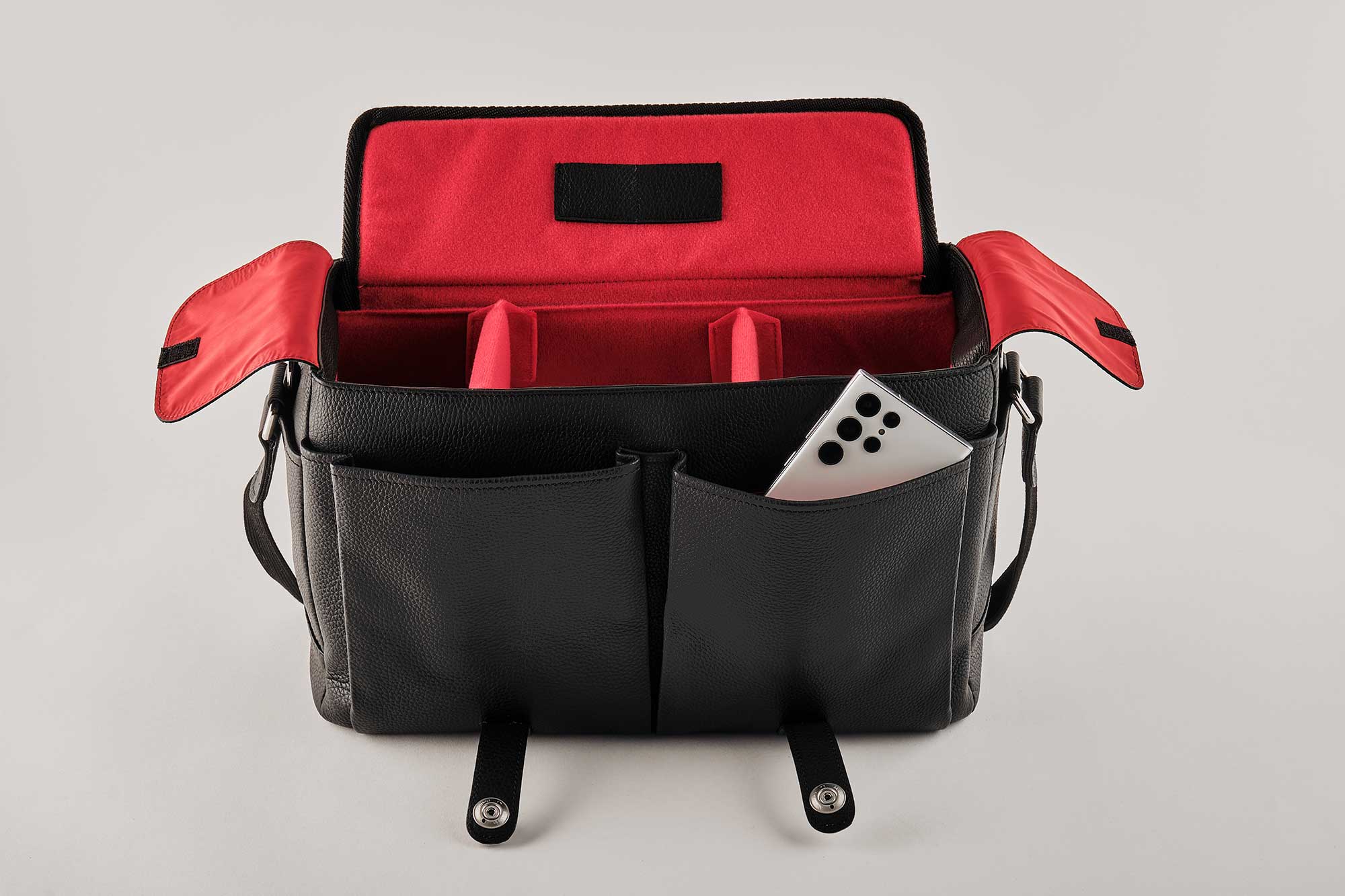 Kameratasche und Messenger Bag RICHARD 2 Red Dot