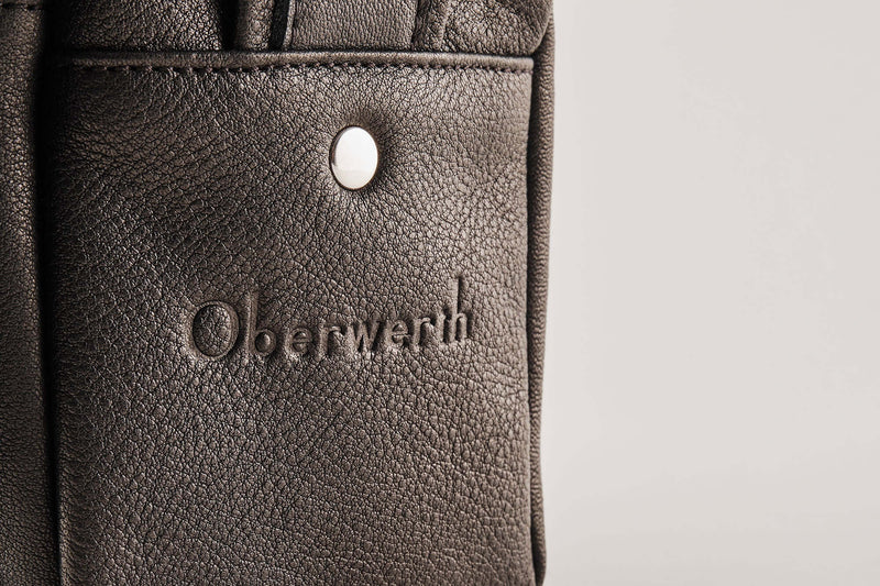 The Q Bag Rhubarb Edition - Leica Q3 Tasche