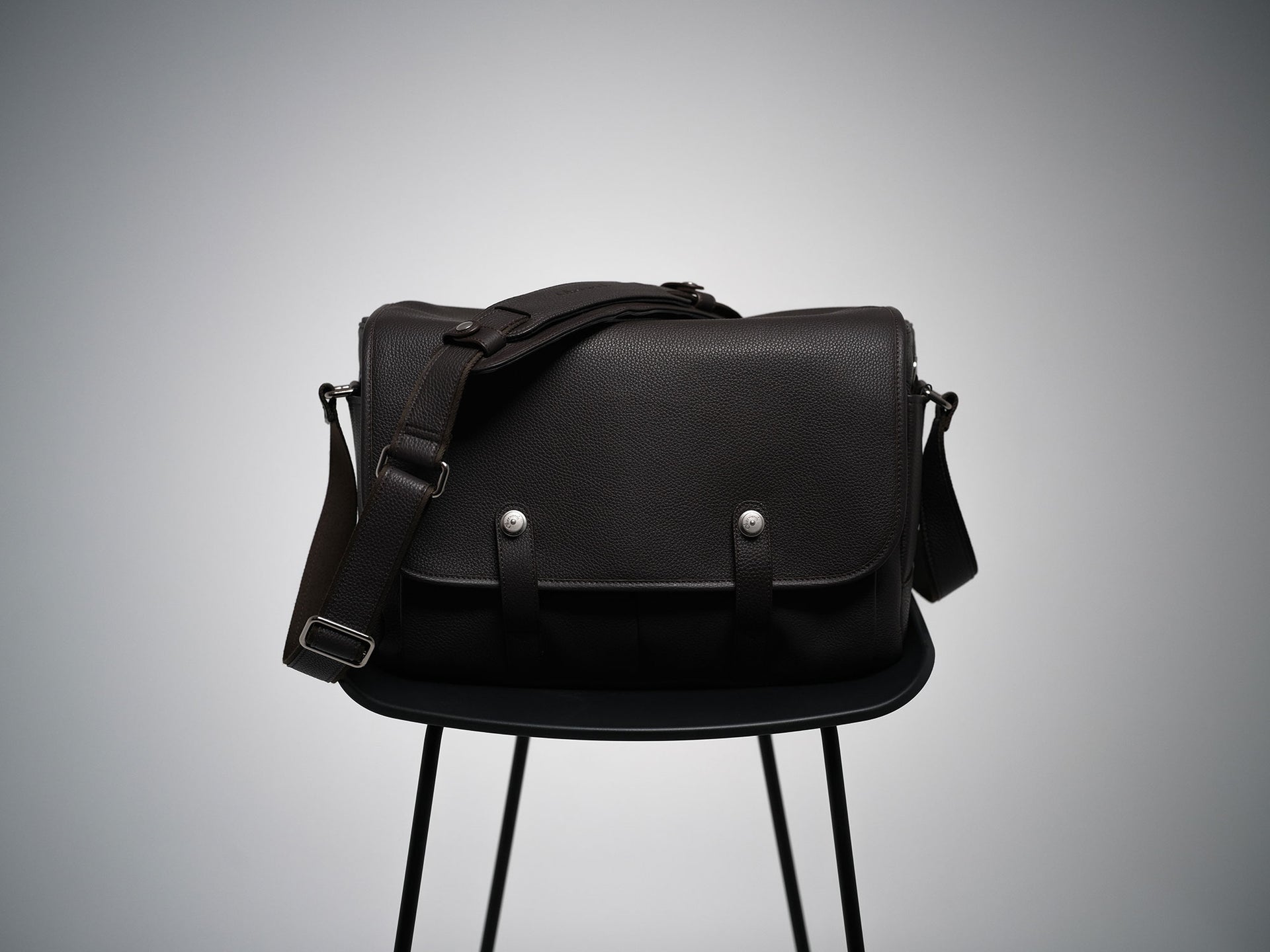 Richard Messenger Bag