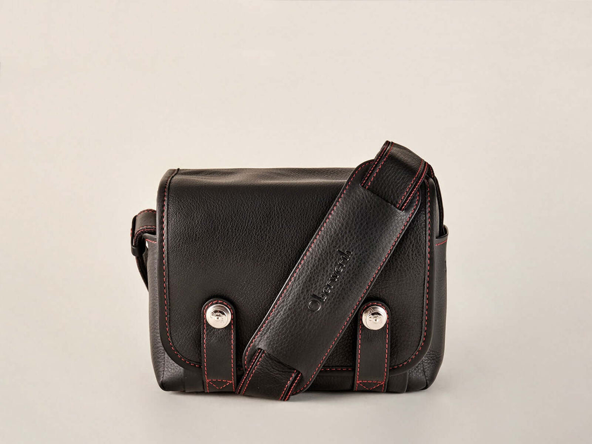 Louis (M11) black / red stitching !trade fair good!